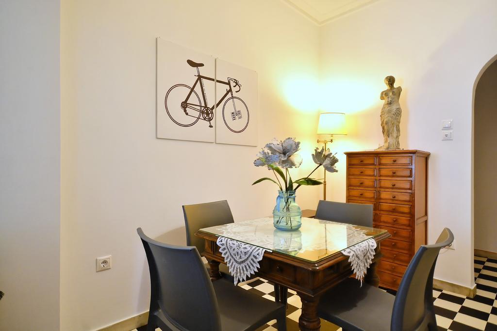 Plaka Elegant Apartment Athen Eksteriør billede